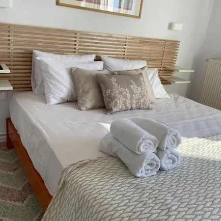 Alegria Apartment *